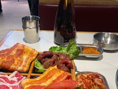 -韩国屋炭火烤肉(时代广场店)