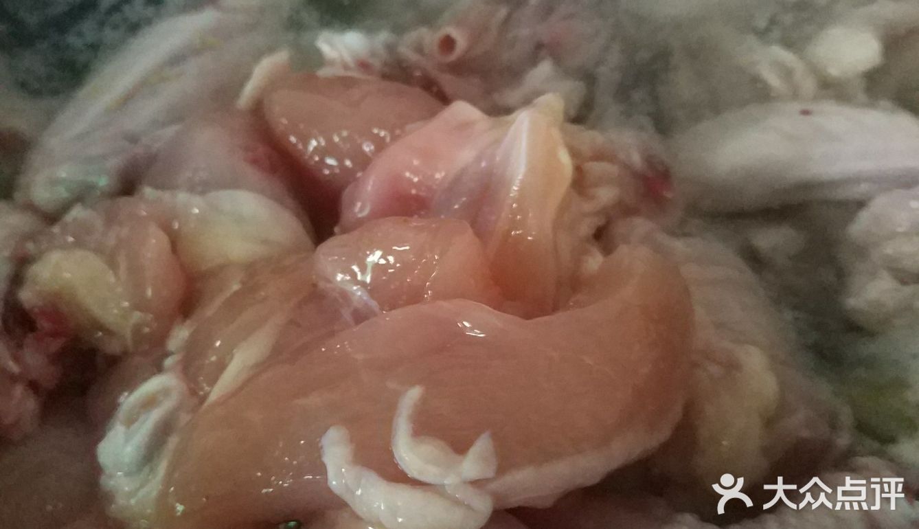 鸡肉搭配丝瓜做的丝瓜肉汤