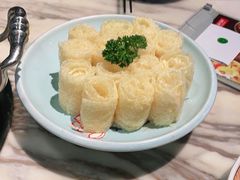 香炸腐皮-左庭右院鲜牛肉火锅(龙湖杭州滨江天街店)