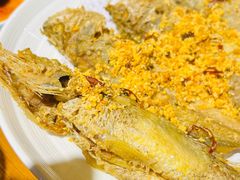 风沙东海小黄鱼-金枝玉叶上海人家食府(三里河店)