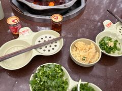 -巴倒烫陆派火锅山庄(南山总店)