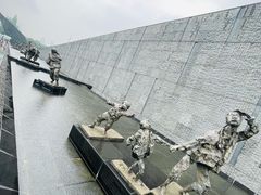 -侵华日军南京大屠杀遇难同胞纪念馆-停车场