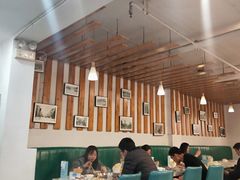 大堂-张大师鸭爪爪特色干锅(南湖店)