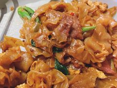 泰式炒牛河-大头虾越式风味餐厅(光明广场店)