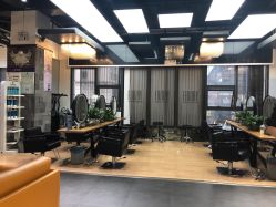 -FRIDAY星期五专业美发沙龙