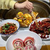 这家柴火鸡给人香迷糊了！锅气满满！