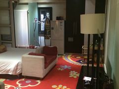 -喜鹊愉家酒店(郑州曼哈顿博览中心地铁站店)