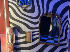 -不可思议减压馆·解压博物馆·摔碗发泄·团建定制