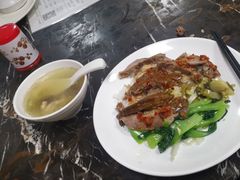 -乌文新澄海卤鹅店