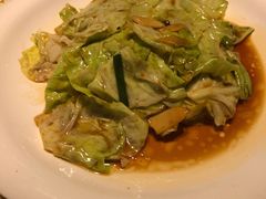 炝炒莲白-巴扎美食·新疆菜·西域歌舞表演餐厅(新疆大厦店)