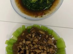 -鲸励母婴月嫂(望京店)