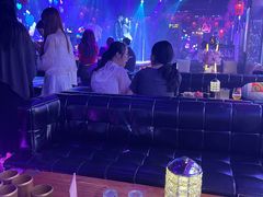 -喜鹊音乐酒馆(西街店)