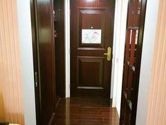 -茂名熹龙国际大酒店(人民广场高铁站店)