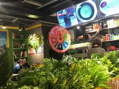 -钢管厂五区小郡肝串串香(奥克斯广场锦城万达店)