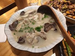 -十三式重庆江湖菜(金茂览秀城店)