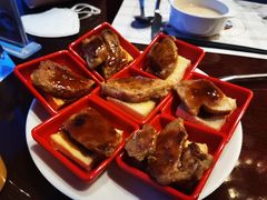 -荣誉国际酒店-云顶旋转餐厅