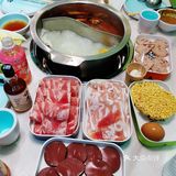 我是来拍照打卡的？不，我是来吃串串香的