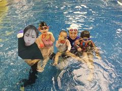 -蓝旗亲子游泳(范湖万达广场店)