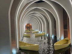 -涨巢·潮玩水疗局