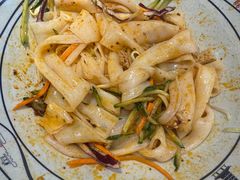 -陇上秦轩西安biangbiang面(朝龙汇店)