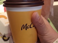 -麦当劳(乳山路店)