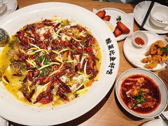 -太二酸菜鱼(武汉光谷保利店)