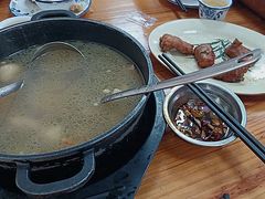 -盛得农家美食·无花果浸鸡·古法烧鸡·竹筒饭(白水寨森林海店)