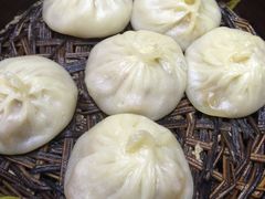 蟹黄汤包-百年尹氏汤包(湖南路狮子桥店)