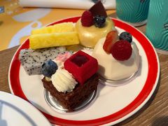 -咖啡苑自助餐厅·中国大饭店