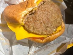 双层吉士汉堡-麦当劳(乳山路店)