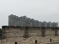 -西安大雁塔科技大学地铁站亚朵酒店