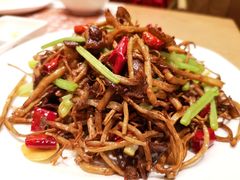 -同合居·非遗东北菜(红博会展店)