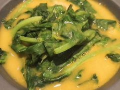 豌豆黄浸豌豆尖-半山腰·云南菜(侨福芳草地店)