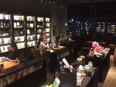 -阅西安新华书店(翠华南路店)