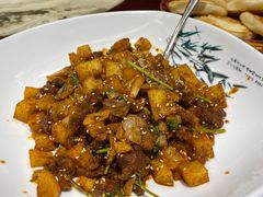 -蔼若春.传承三十年云南菜(金碧公园店)