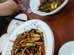 -湖南人家湘菜馆(镇江路店)