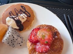 -圣丰索菲特·2 On 988 Café 自助餐厅