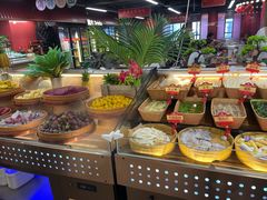 -四囍码头海鲜烧烤自助火锅(外滩南京东路悦荟广场店)