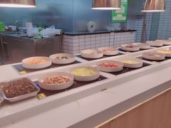 -中百仓储超市有限公司(越秀星汇维港店)