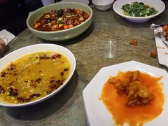 -巴特餐饮6加1音乐餐吧·新疆菜