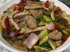 -卢六川汤肉(南方花园店)