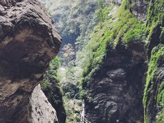 -龙水峡地缝景区