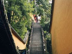 -九华山风景区月身宝殿