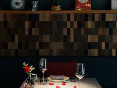 -弦月窗LUNETTE BY AMANDA(复兴路店)