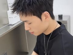 -鸿通城购物中心