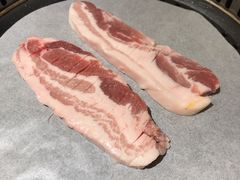 烤厚切黑香猪五花肉-烤路里·韩国品质自助烤肉(石路天虹4号店)