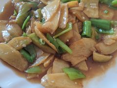 -东北菜冰城一家人