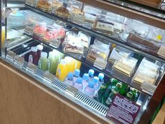 面包甜点陈列柜-哈根达斯(虹口店)