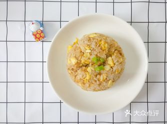 周末一人食午餐之酱油蛋炒饭