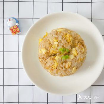 周末一人食午餐之酱油蛋炒饭